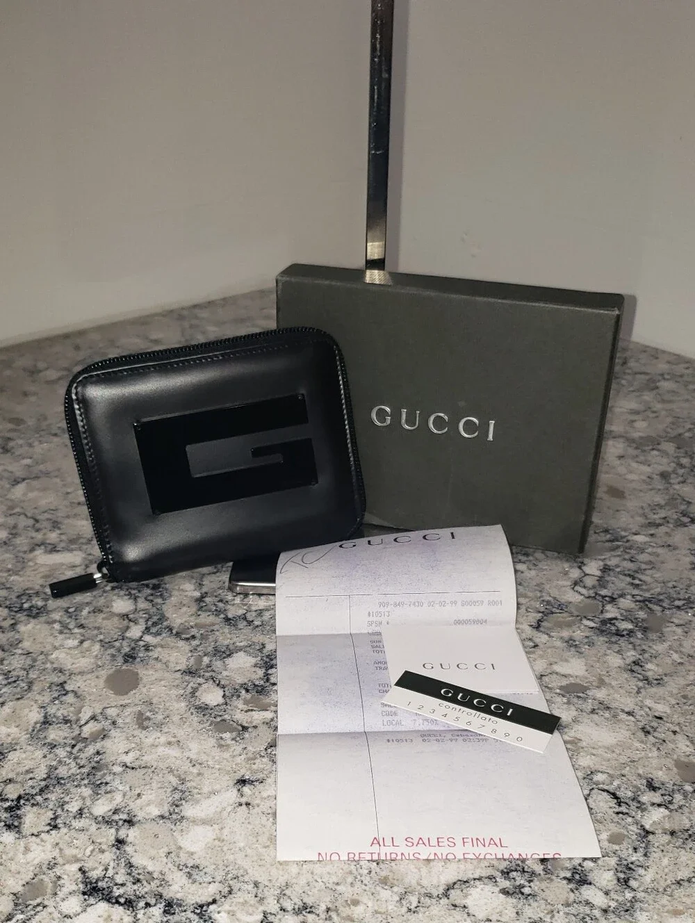 Gucci Tom Ford Black Leather Compact Zip-around Glossy Square G Logo Wallet